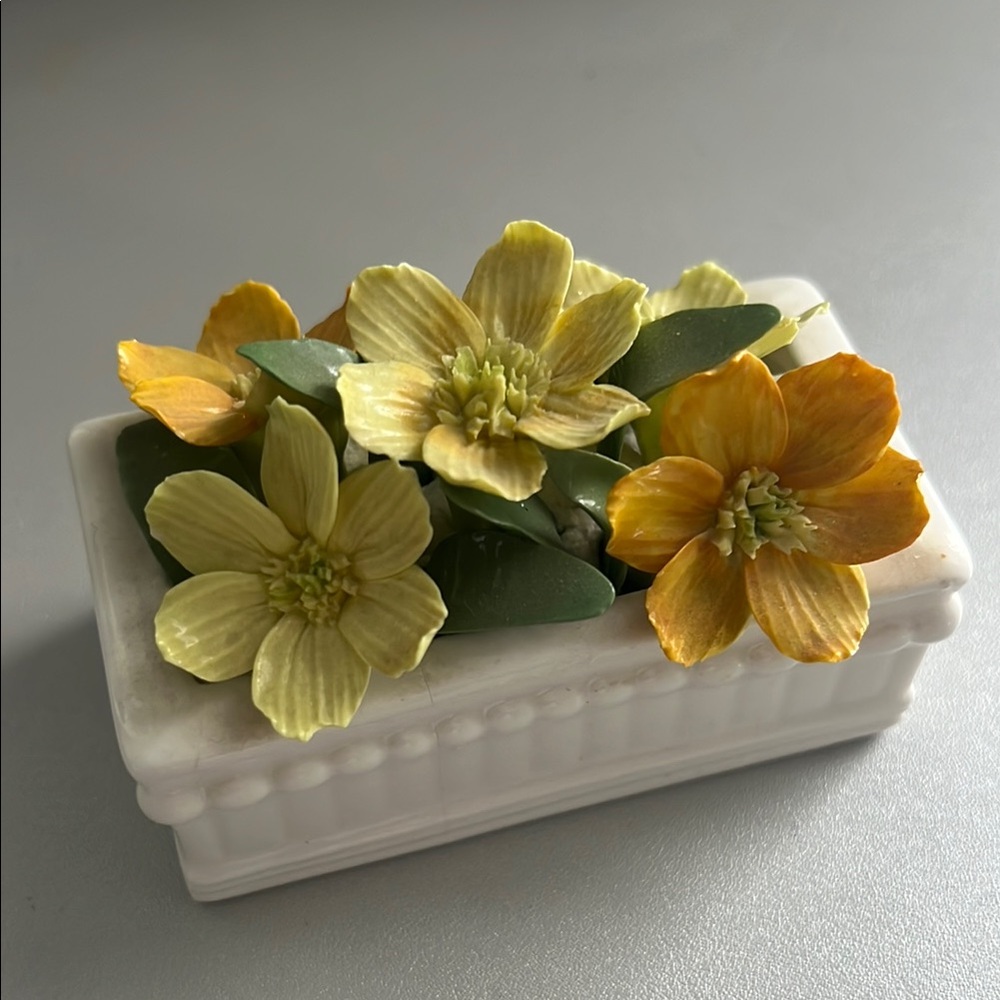 Staffordshire Fine Bone China Floral Bouquet